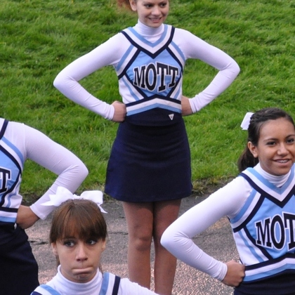 Premier match en tant que Cheerleader, le sport au USA, ce n'est pas une partie de plaisir, c'est une véritable culture !!!