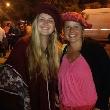 Tenues typiques avec ma mère d'accueil