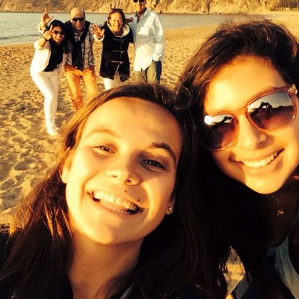 Selfie de Diane et sa famille sur une plage chilienne